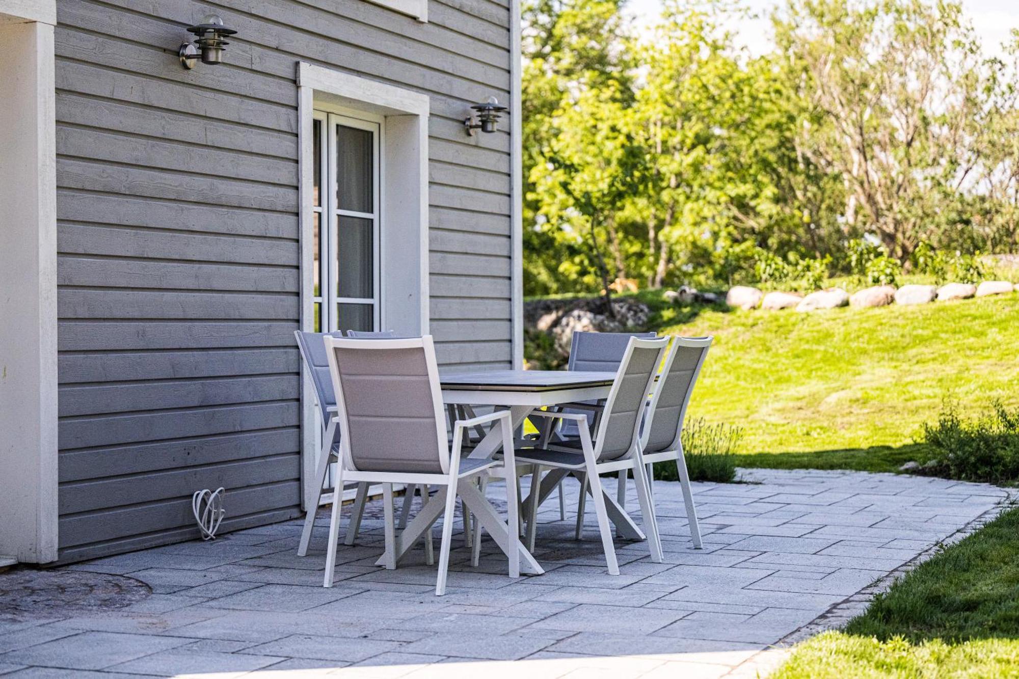 Exclusive Tranquil Villa By The Sea, Boat Available Drottningskär Eksteriør billede