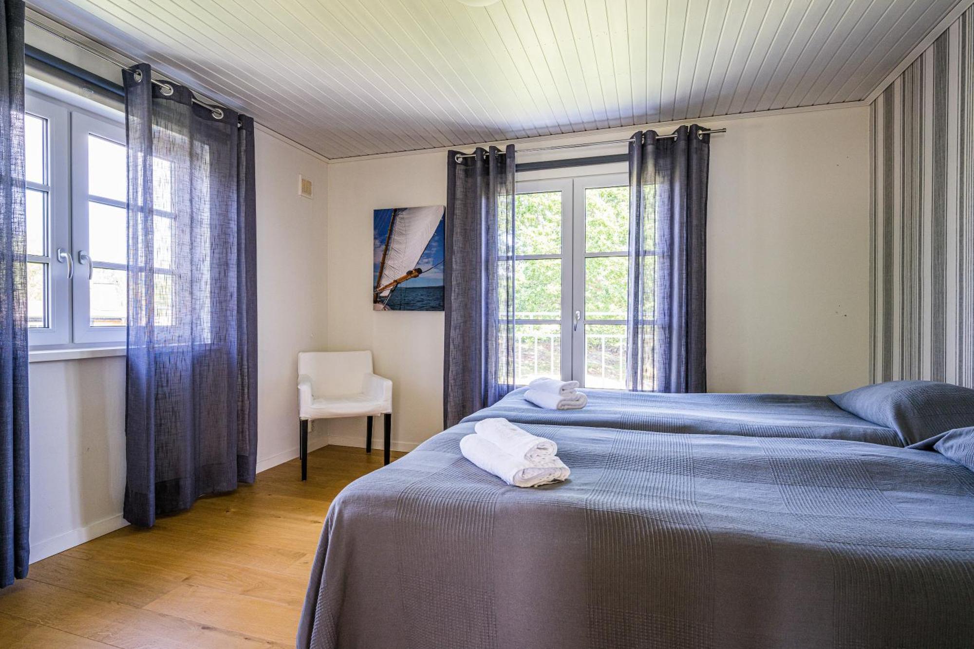 Exclusive Tranquil Villa By The Sea, Boat Available Drottningskär Eksteriør billede