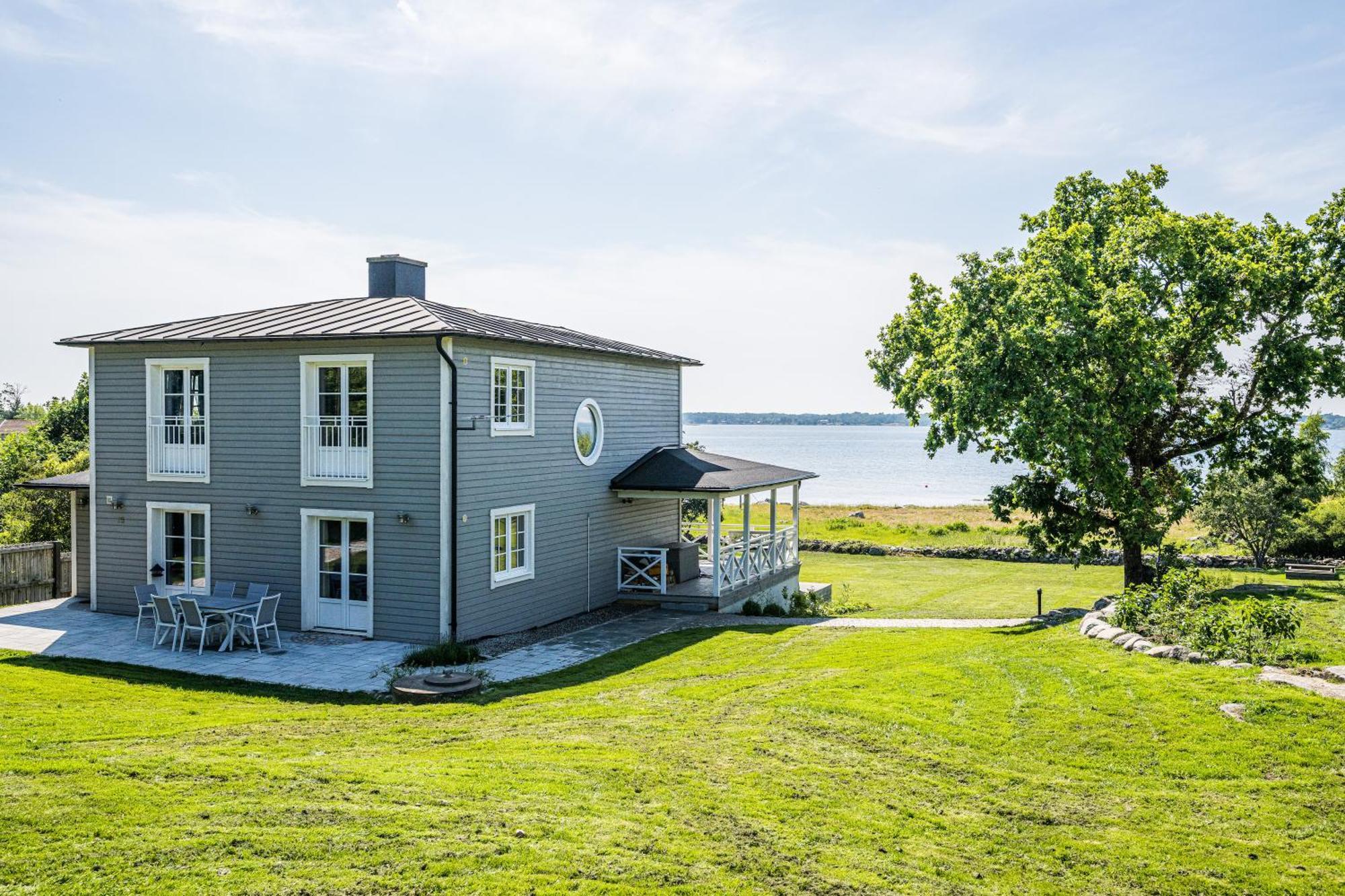 Exclusive Tranquil Villa By The Sea, Boat Available Drottningskär Eksteriør billede